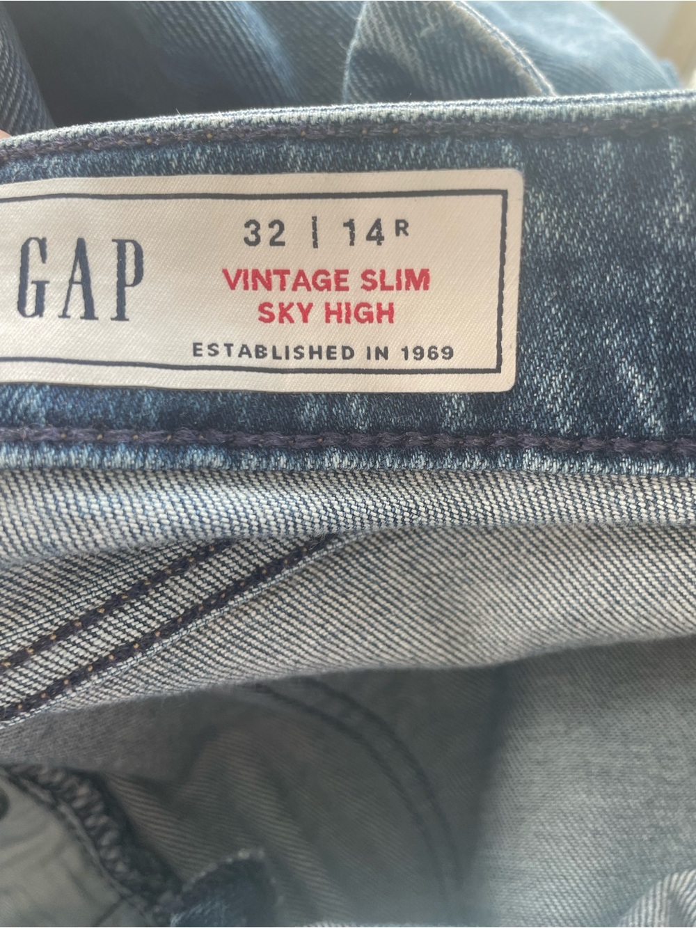 GAP Vintage High Slim Sky High distressed ankle length cuffed jeans; 14R - Picture 8 of 8